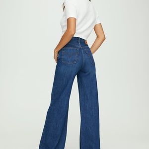 Levis Ribcage Straight Wide Leg Jeans (27)